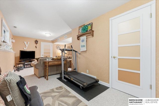 1711 Jennings Avenue, Council Bluffs, IA 51503
