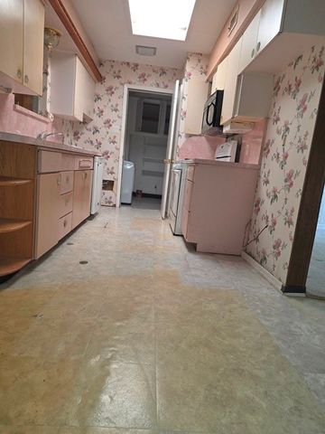 702 Milky Way, Garland, TX 75040