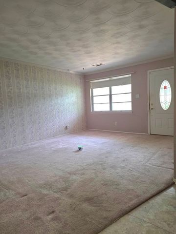 702 Milky Way, Garland, TX 75040