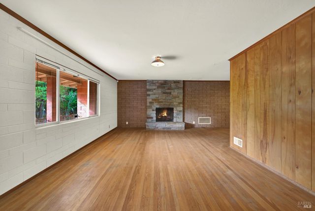 677 Petaluma Ave, Sonoma, CA 95476