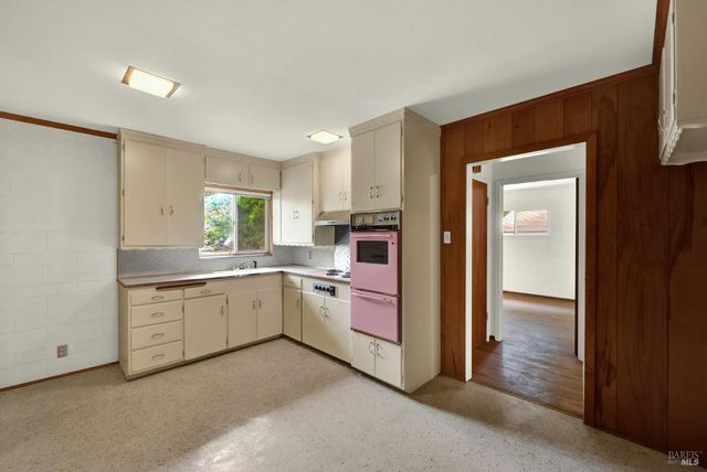 677 Petaluma Ave, Sonoma, CA 95476