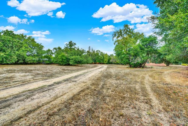 677 Petaluma Ave, Sonoma, CA 95476