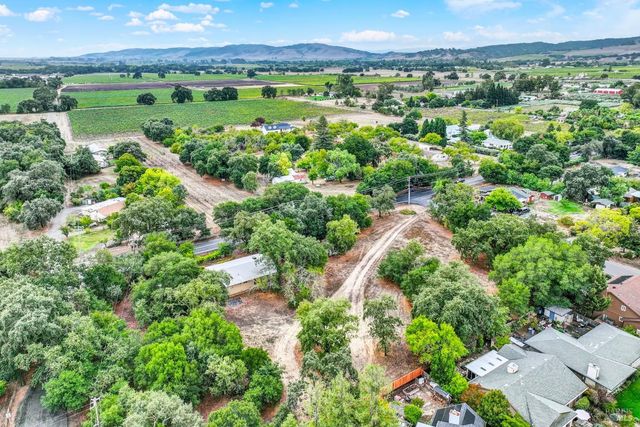 677 Petaluma Ave, Sonoma, CA 95476