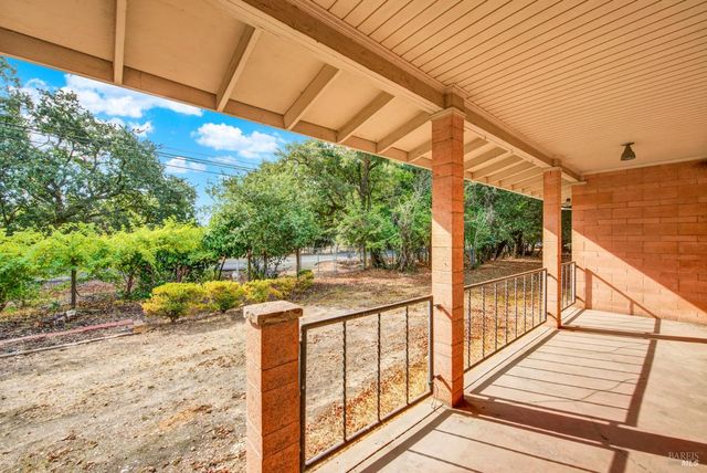 677 Petaluma Ave, Sonoma, CA 95476