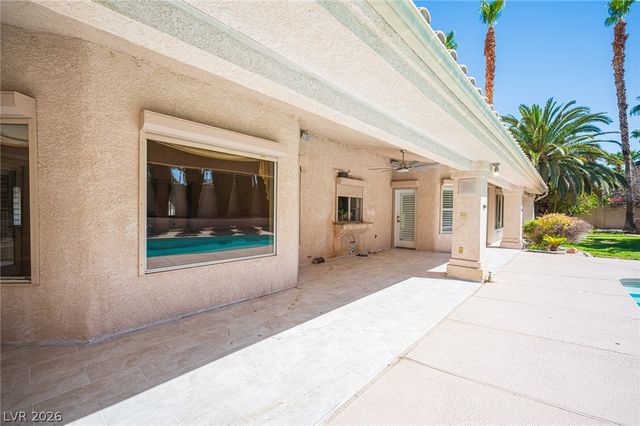 2855 Mountain Mist Court, Las Vegas, NV 89117