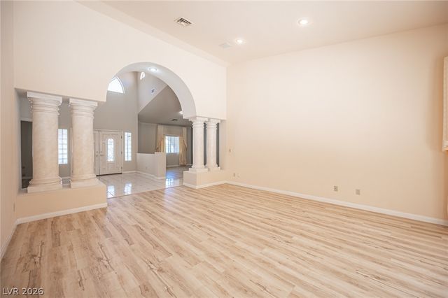 2855 Mountain Mist Court, Las Vegas, NV 89117