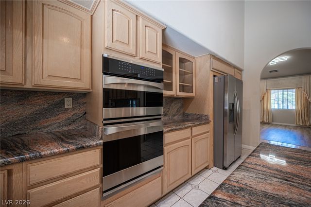 2855 Mountain Mist Court, Las Vegas, NV 89117