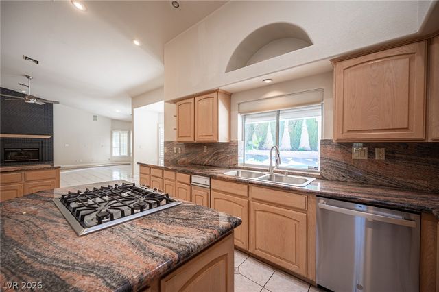 2855 Mountain Mist Court, Las Vegas, NV 89117