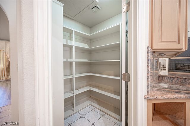 2855 Mountain Mist Court, Las Vegas, NV 89117
