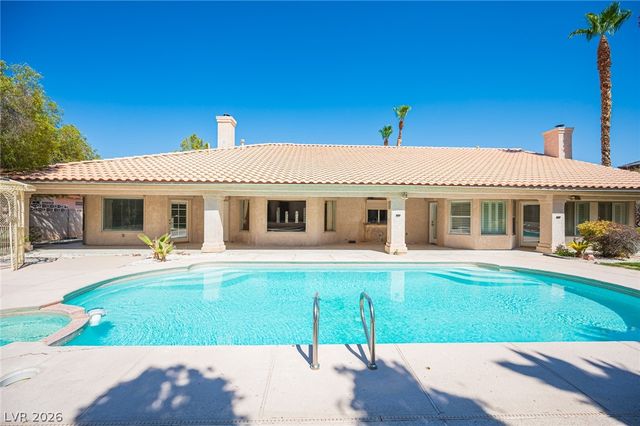 2855 Mountain Mist Court, Las Vegas, NV 89117