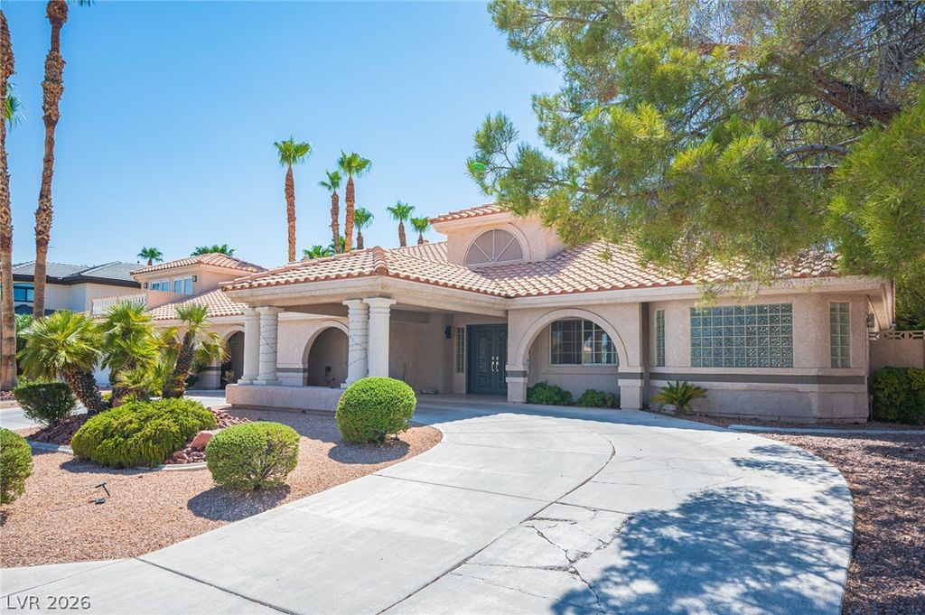 2855 Mountain Mist Court, Las Vegas, NV 89117
