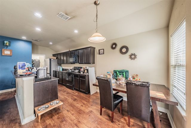 9133 Saint Barts Road, Fort Worth, TX 76123