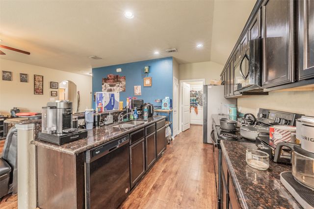 9133 Saint Barts Road, Fort Worth, TX 76123