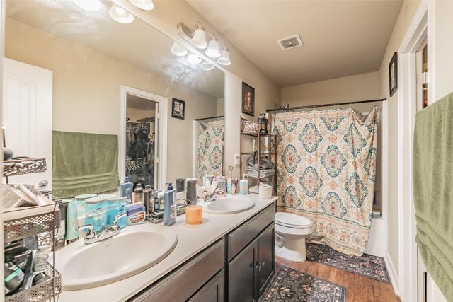 9133 Saint Barts Road, Fort Worth, TX 76123