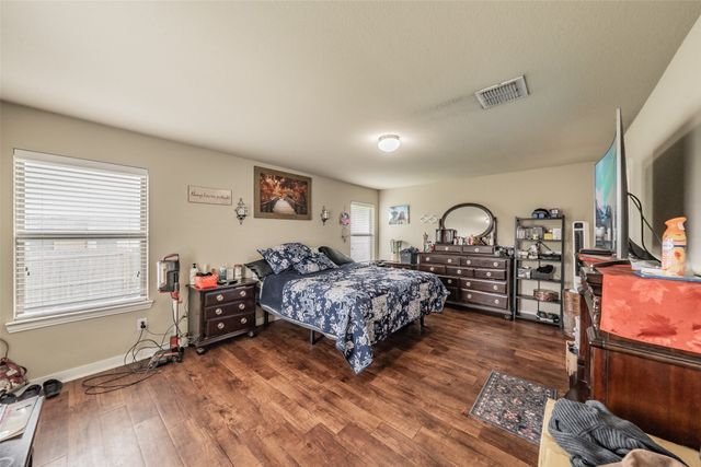 9133 Saint Barts Road, Fort Worth, TX 76123