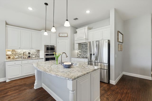 1057 Canterbury Lane, Forney, TX 75126