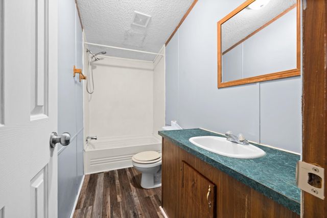 806 DOGWOOD LN, Brighton, TN 38011