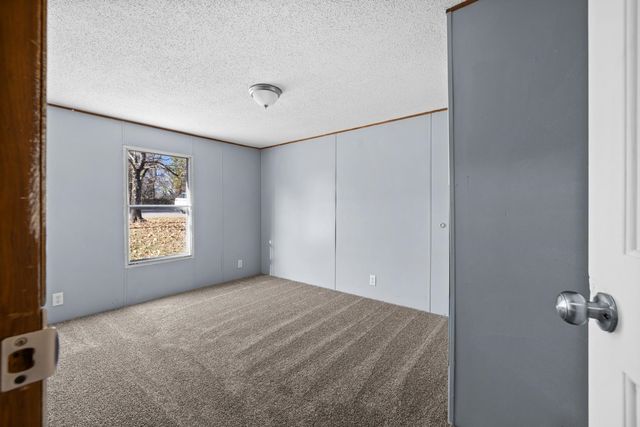 806 DOGWOOD LN, Brighton, TN 38011