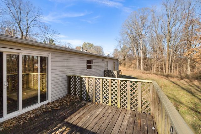 806 DOGWOOD LN, Brighton, TN 38011