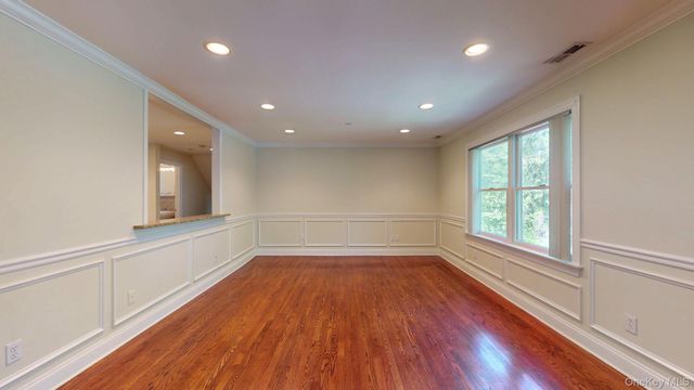 34 Glenwood Road, Harrison, NY 10528
