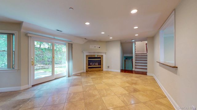 34 Glenwood Road, Harrison, NY 10528