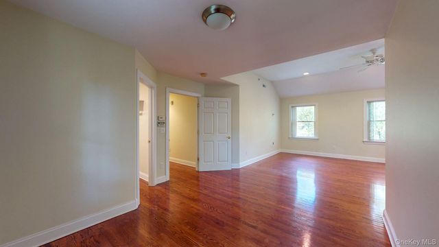 34 Glenwood Road, Harrison, NY 10528