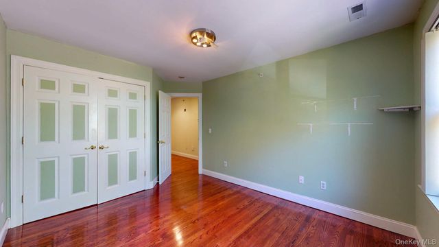34 Glenwood Road, Harrison, NY 10528