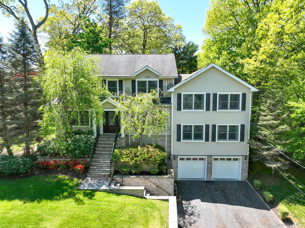 34 Glenwood Road, Harrison, NY 10528