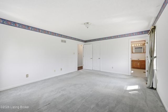1065 Highview Dr, Lawrenceburg, KY 40342