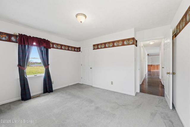 1065 Highview Dr, Lawrenceburg, KY 40342