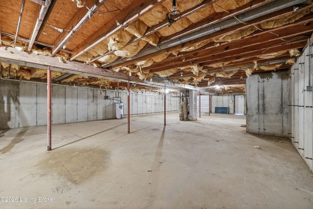 1065 Highview Dr, Lawrenceburg, KY 40342