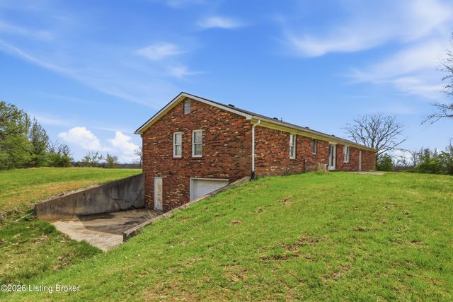 1065 Highview Dr, Lawrenceburg, KY 40342