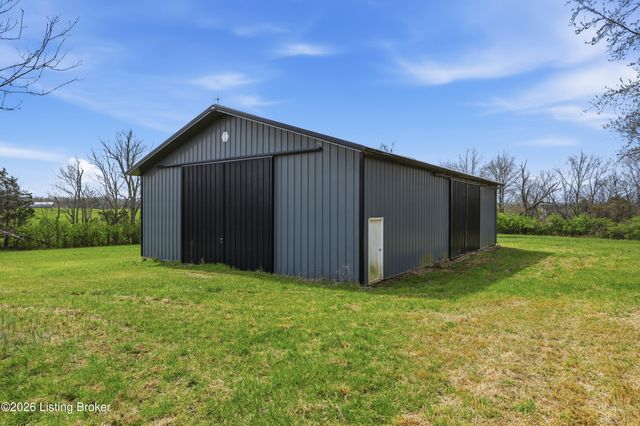 1065 Highview Dr, Lawrenceburg, KY 40342