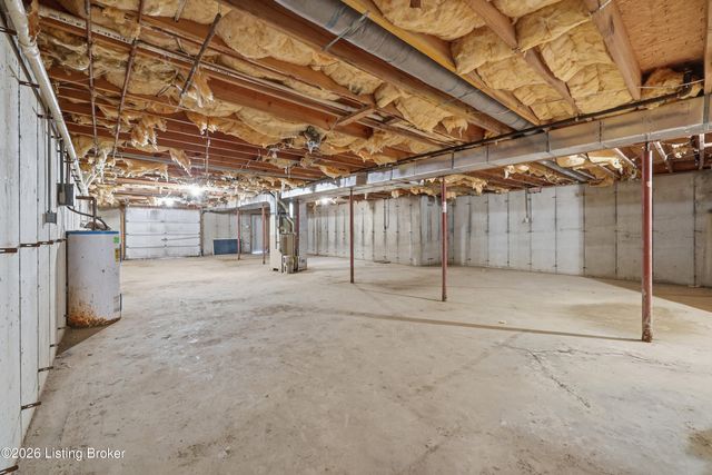 1065 Highview Dr, Lawrenceburg, KY 40342