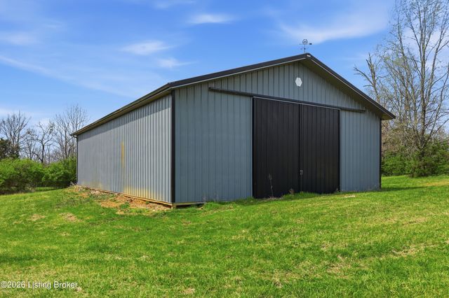 1065 Highview Dr, Lawrenceburg, KY 40342