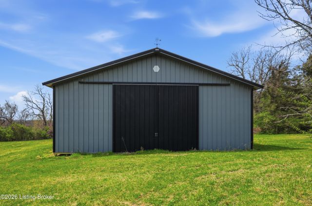1065 Highview Dr, Lawrenceburg, KY 40342