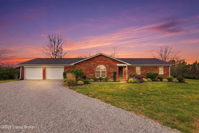 1065 Highview Dr, Lawrenceburg, KY 40342