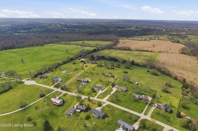 1065 Highview Dr, Lawrenceburg, KY 40342