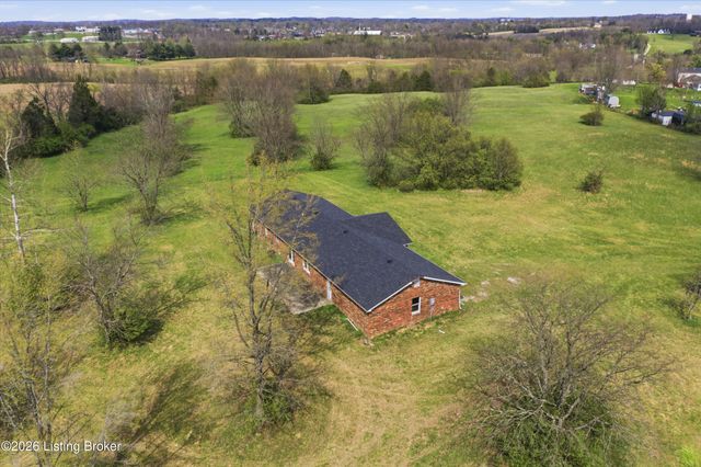 1065 Highview Dr, Lawrenceburg, KY 40342