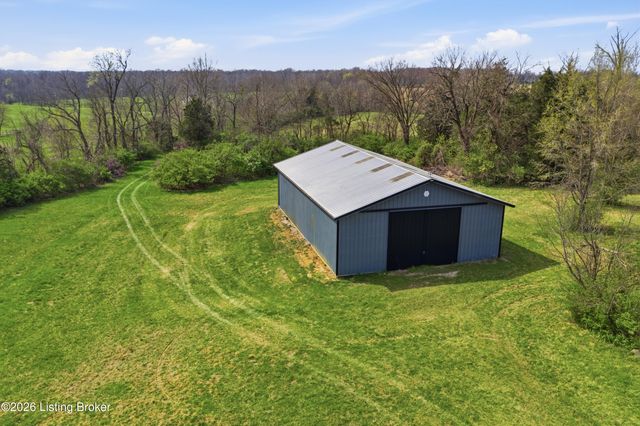 1065 Highview Dr, Lawrenceburg, KY 40342