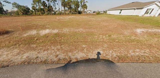 1605 NE 33rd TER, Cape Coral, FL 33909