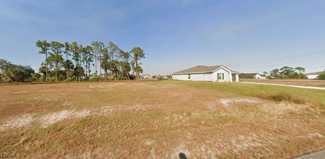 1605 NE 33rd TER, Cape Coral, FL 33909