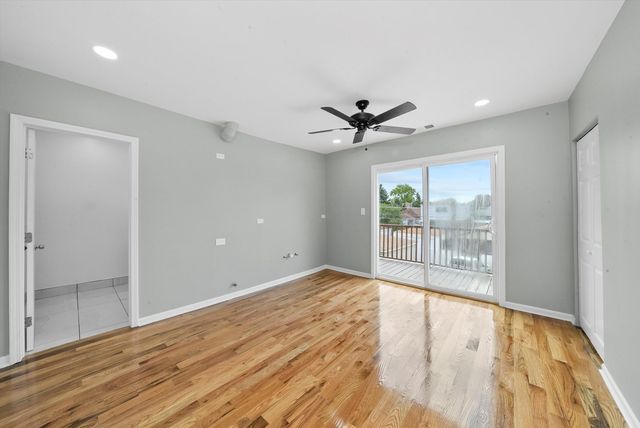 3343 W 59th Place 2, Chicago, IL 60629