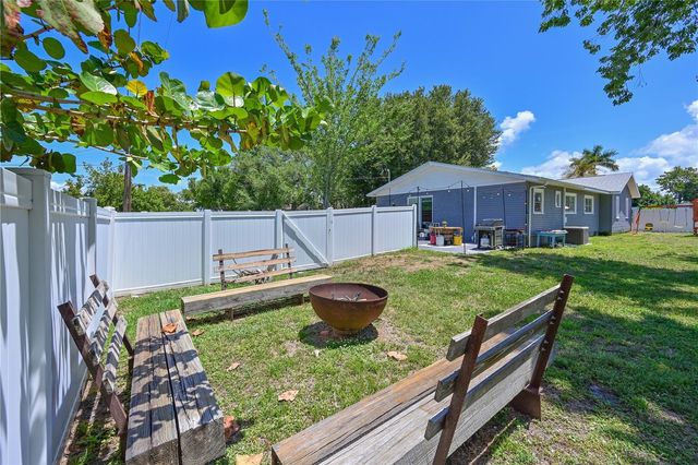 1423 12TH AVENUE W, Palmetto, FL 34221