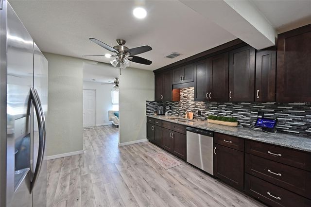 1423 12TH AVENUE W, Palmetto, FL 34221