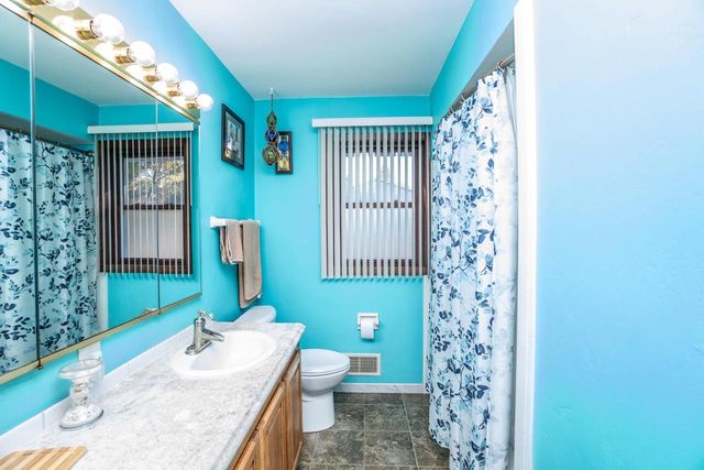 1511 Roosevelt DRIVE S, West Bend, WI 53090