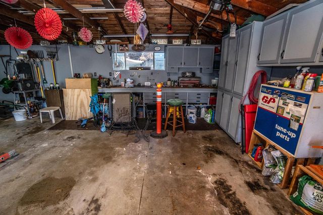 1511 Roosevelt DRIVE S, West Bend, WI 53090