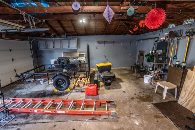 1511 Roosevelt DRIVE S, West Bend, WI 53090