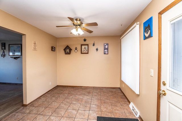 1511 Roosevelt DRIVE S, West Bend, WI 53090