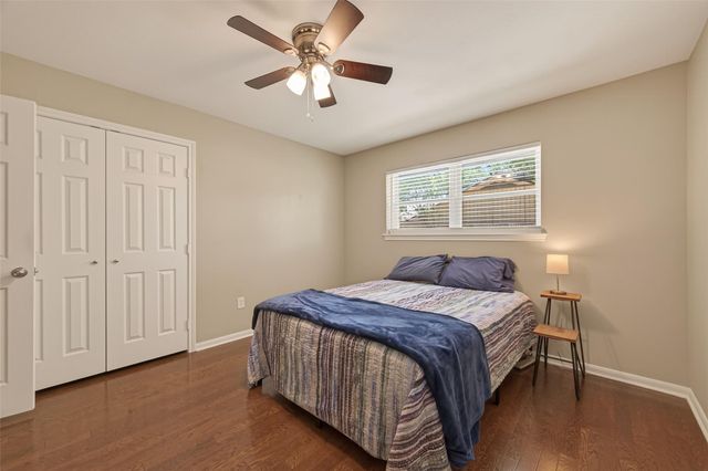 4142 Willow Hill Drive, Seabrook, TX 77586